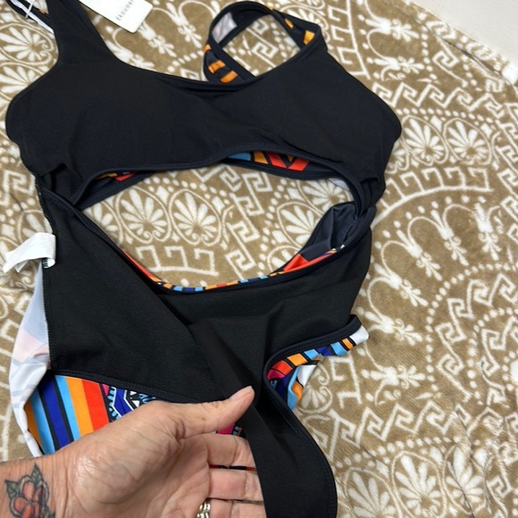 Ekouaer Black and Blue multicolored One Piece Swimsuit with Cut-Out Design - Picture 9 of 10